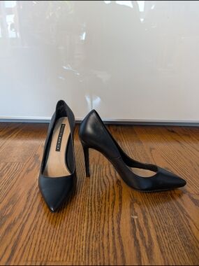 Billini Black Pointed Toe Stiletto Pumps